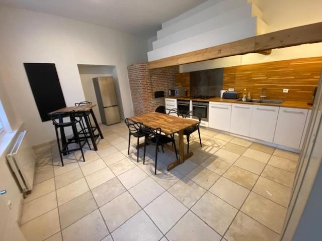 Chez Victor H Hotel Amiens Kültér fotó